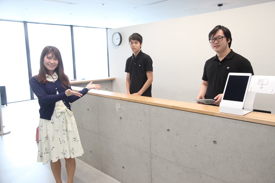 ナインアワーズ北新宿エントランス