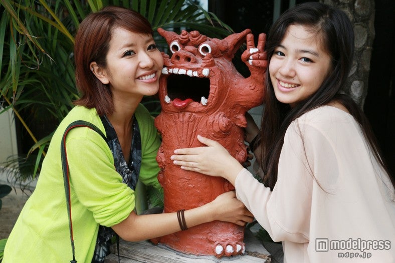 Aya、中嶋桃花（C）テレビ朝日