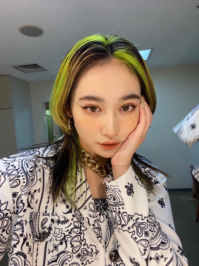 アンジュルム佐々木莉佳子、期間限定“キミドリ”カラーにイメチェン「かっこいい」と絶賛の声