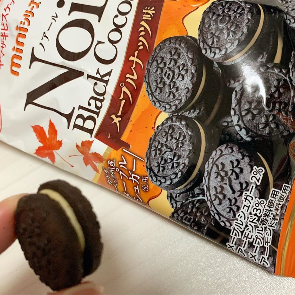 ヤマザキのノワールメープルナッツ味の写真