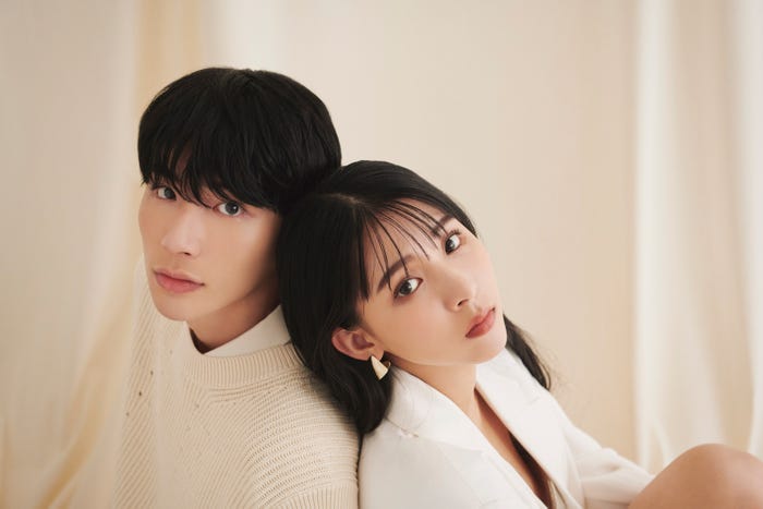 (左から)よしあき、ミチ(提供写真)