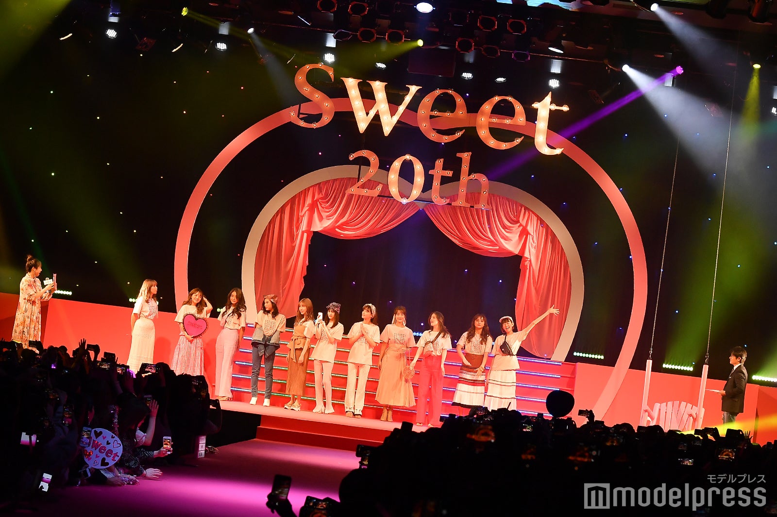 「sweet collection 2019」グランドフィナーレの様子（C）モデルプレス
