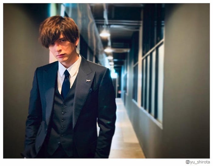 城田優 ビジネスマン風スーツ姿に 上司にしたい の声 モデルプレス 城田優 ビジネスマン風スーツ姿に 上司にしたい の声 モデルプレス