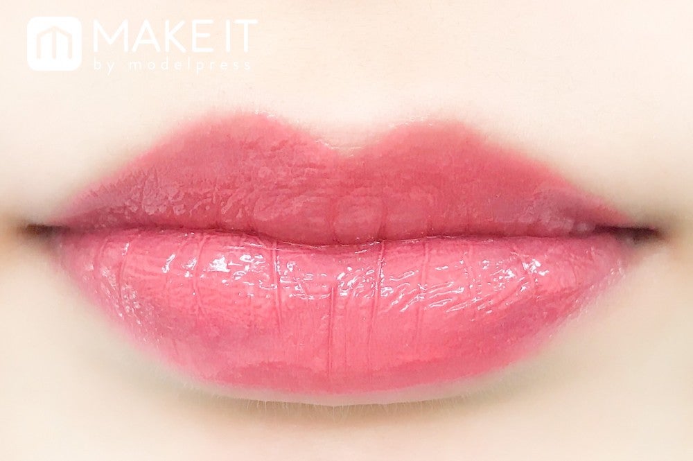 YSL／ルージュ ヴォリュプテ シャイン／N°97 コーラル ブルーム 使用（C）モデルプレス