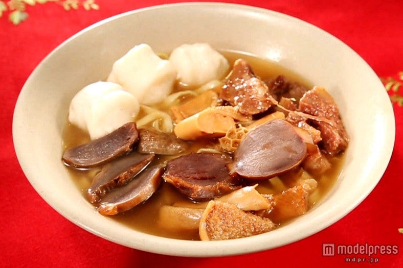 香港からは50年以上愛される麺料理が登場（C）日本テレビ