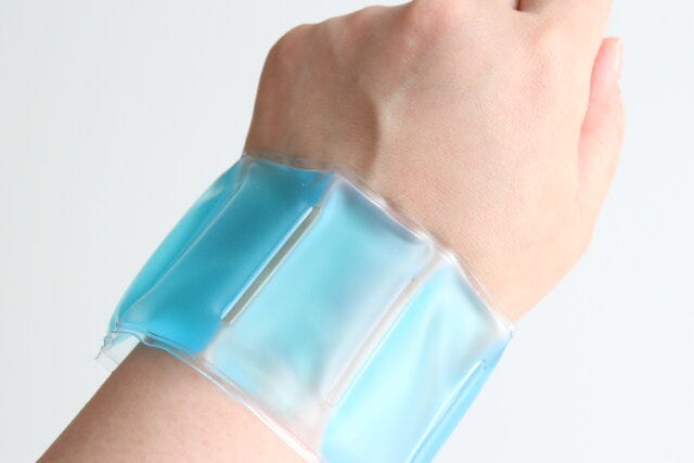 手首用クールバンド　使用例