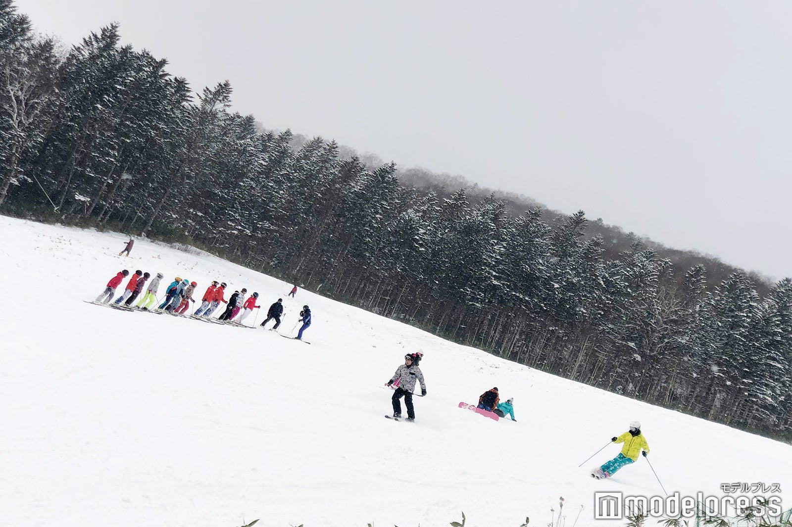 ゲレンデ（C）モデルプレス