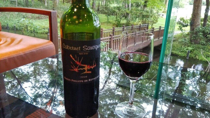 無料のワインサービス