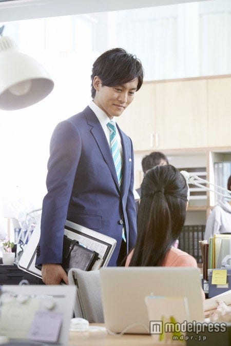 松坂桃李/新CM「息顔(いきがお)」編メイキングショット