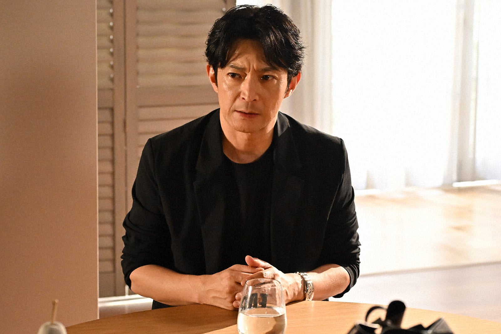 津田健次郎「西園寺さんは家事をしない」第10話より（C）TBS