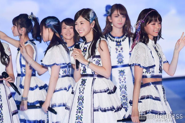 乃木坂46(C)モデルプレス