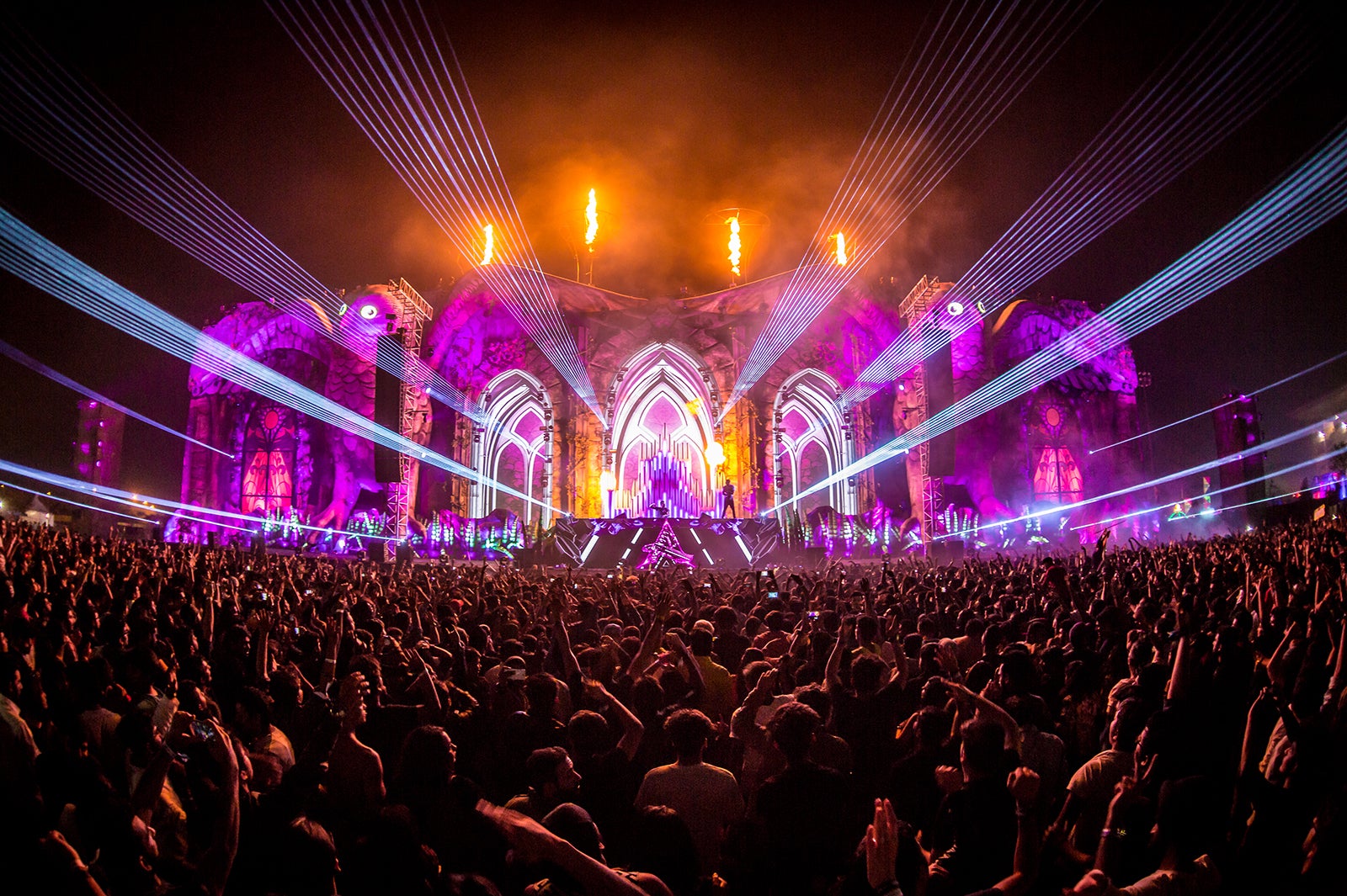 Photo Credit by INSOMNIAC HOLDINGS, LLC