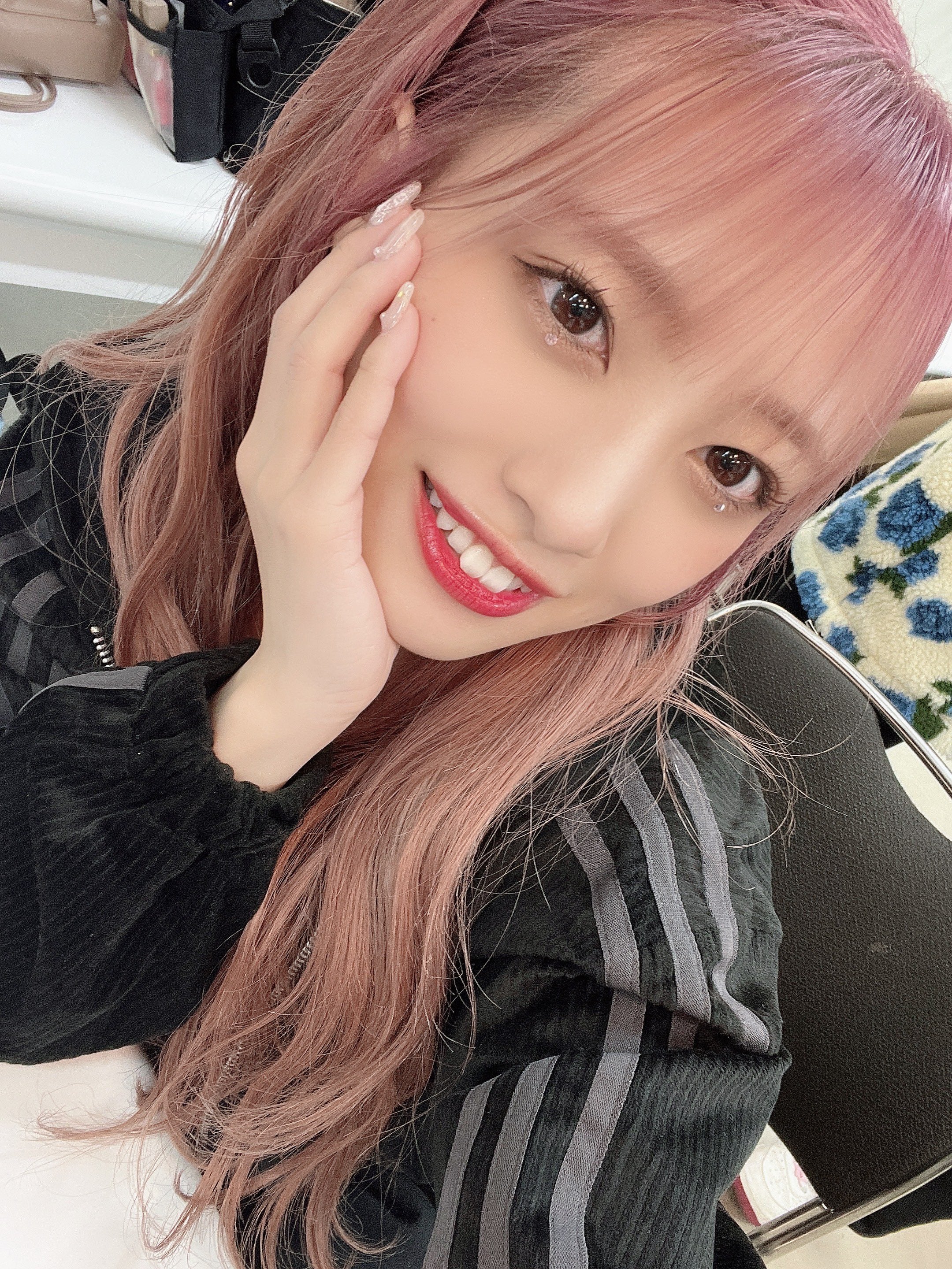 向井地美音X投稿より