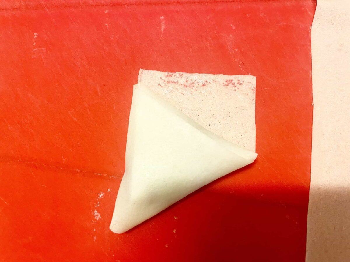 三角チョコパイ