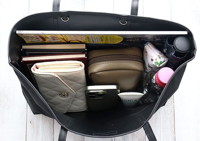 宝島社 大人のおしゃれ手帖12月号 ハリス 上品トート&ポシェット 宝島社の大人のおしゃれ手帖12月号のハリスの上品トート&ポシェット