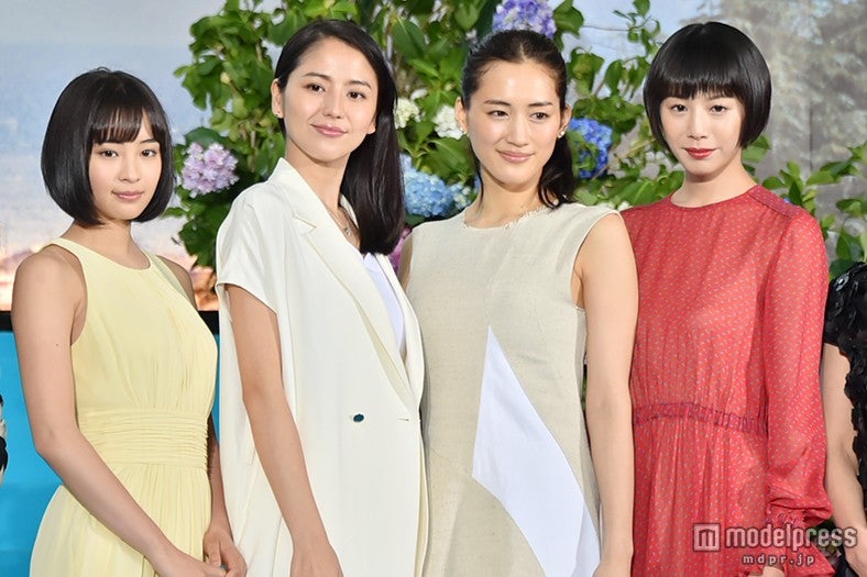 （左から）広瀬すず、長澤まさみ、綾瀬はるか、夏帆