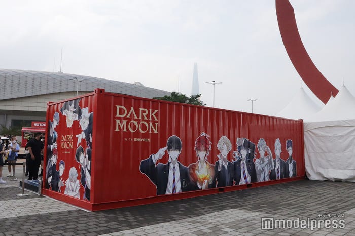 ウェブトゥーン「DARK MOON」のポップアップブース (C)モデルプレス