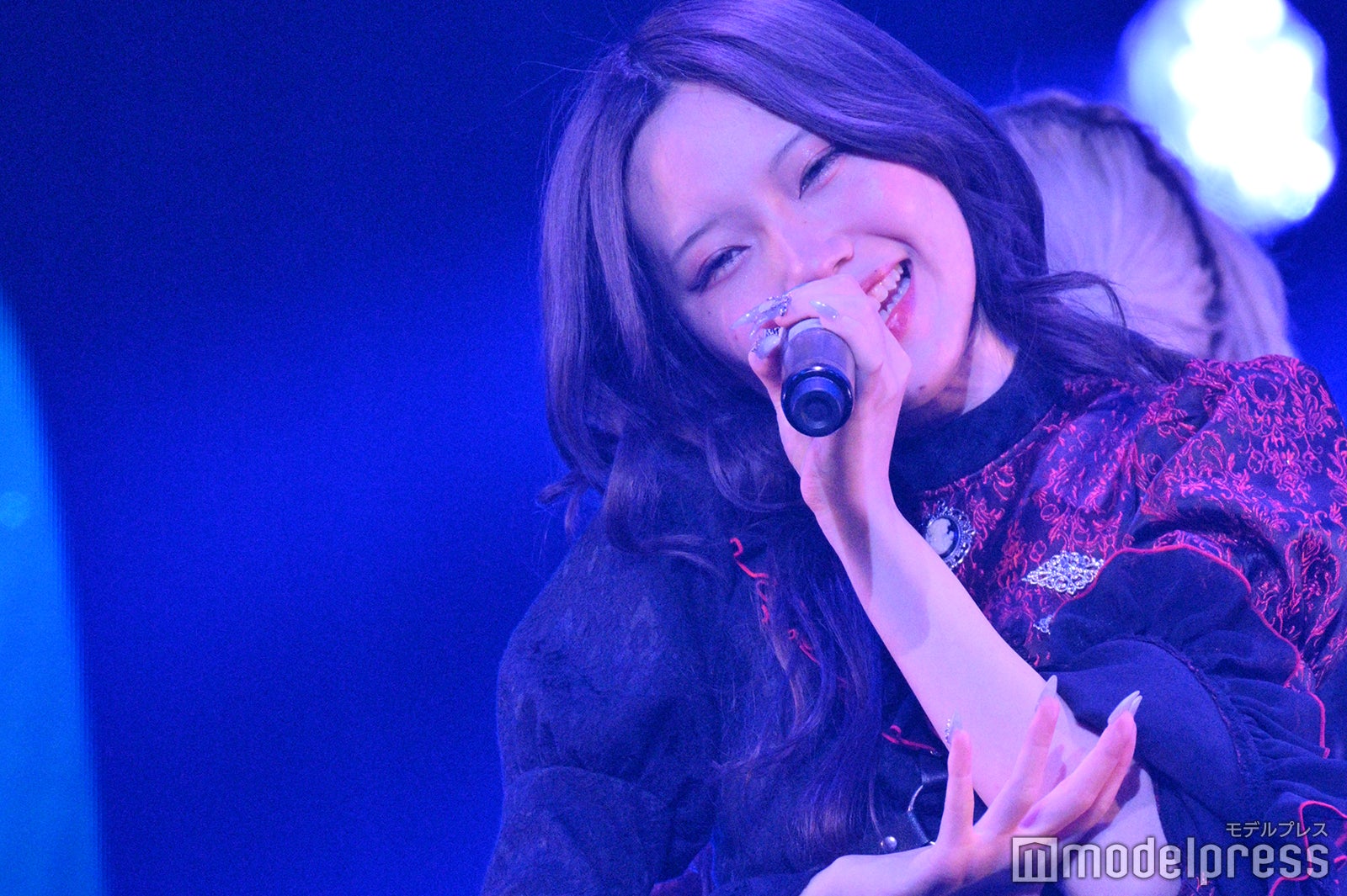 AVAM（C）モデルプレス