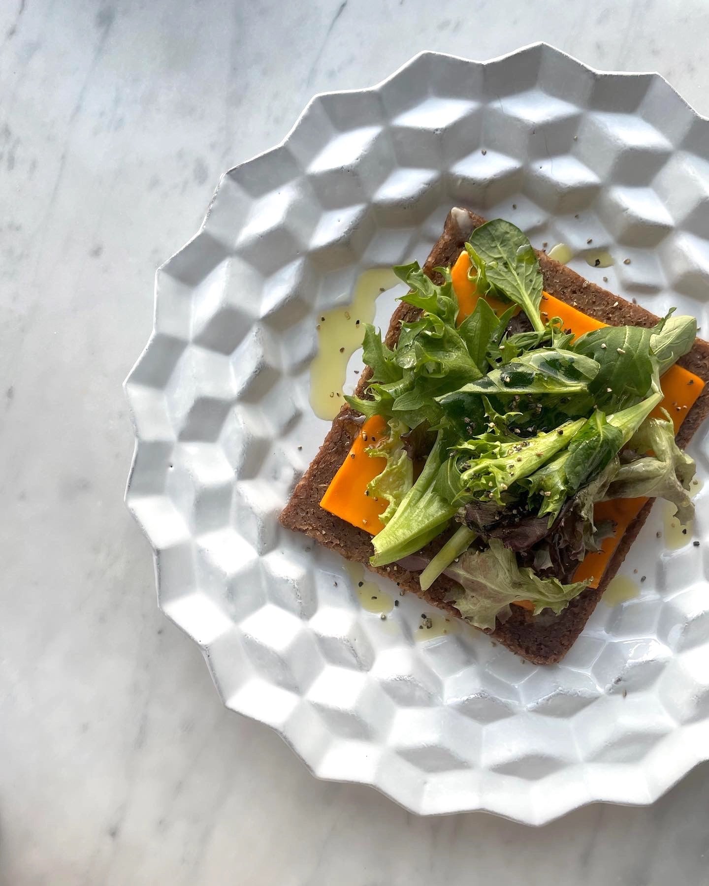 加治ひとみ「かぢ習慣 自律神経と腸活で『なりたい自分』に」（C）扶桑社