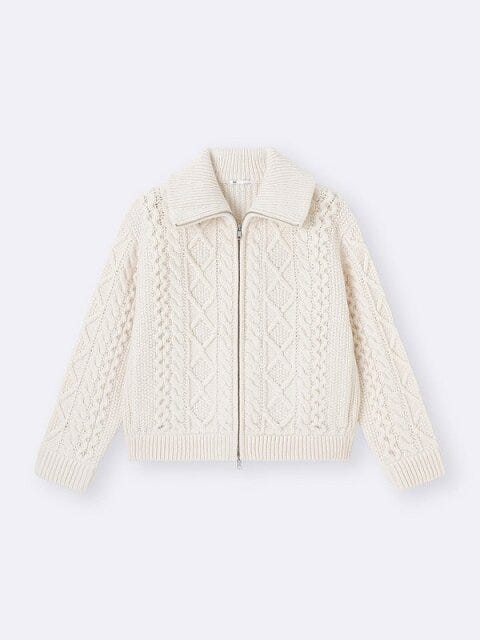 GUのケーブルニットブルゾン