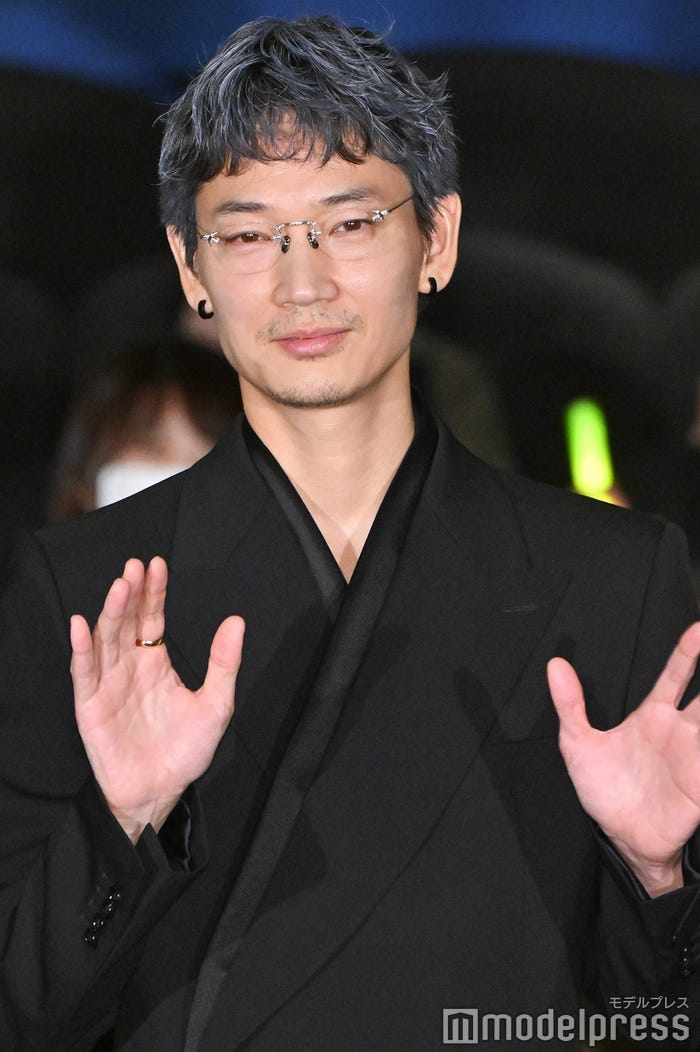 綾野剛(C)モデルプレス