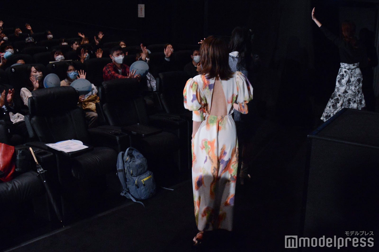 福本莉子、岡咲美保 （C）モデルプレス