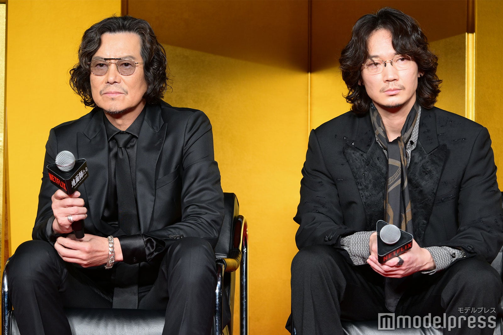 豊川悦司、綾野剛（C）モデルプレス