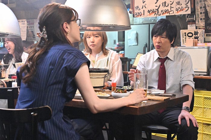 松本若菜、野呂佳代、塚本高史「西園寺さんは家事をしない」第3話より(C)TBS