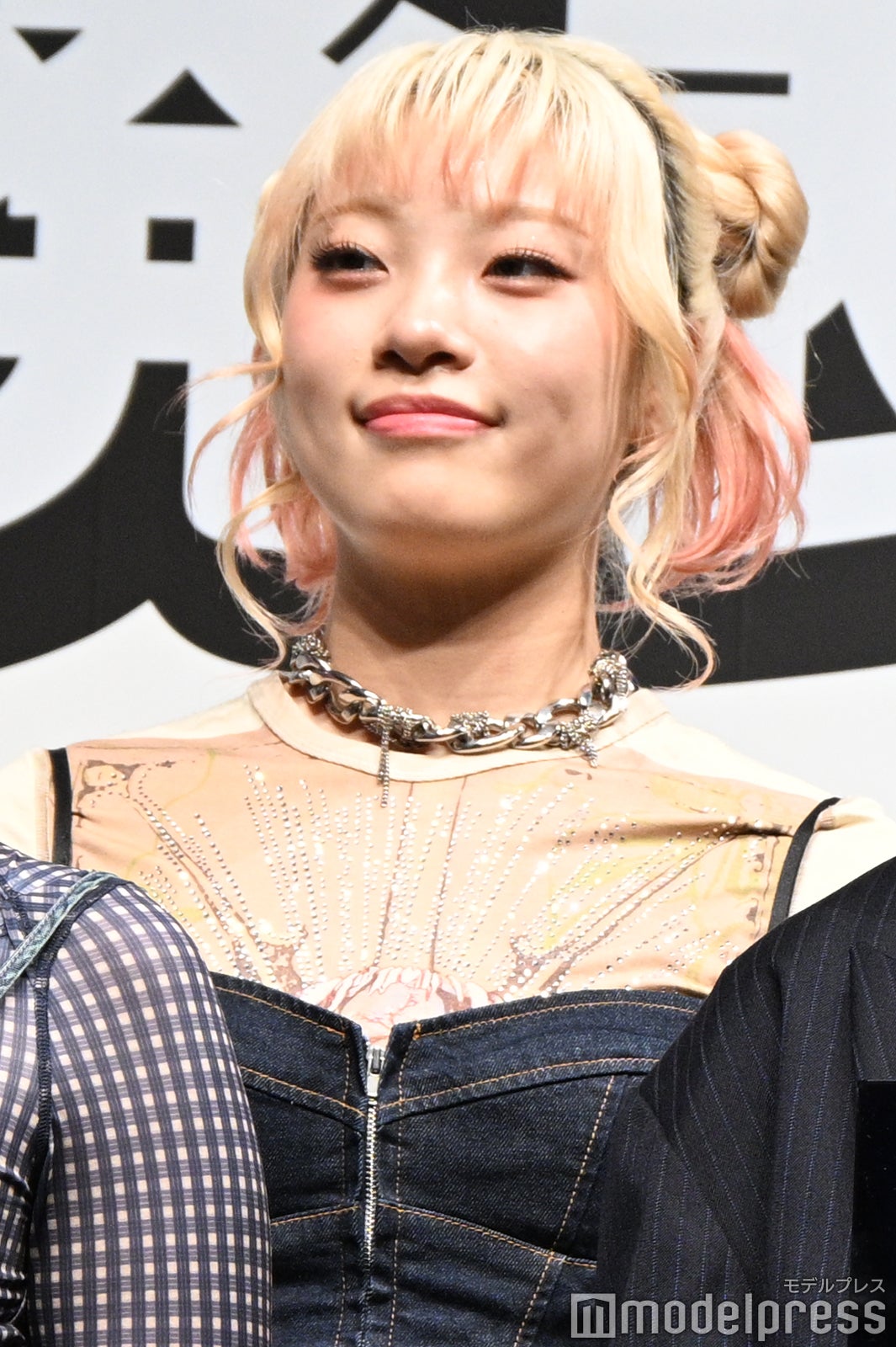 MAHINA／HANA（C）モデルプレス