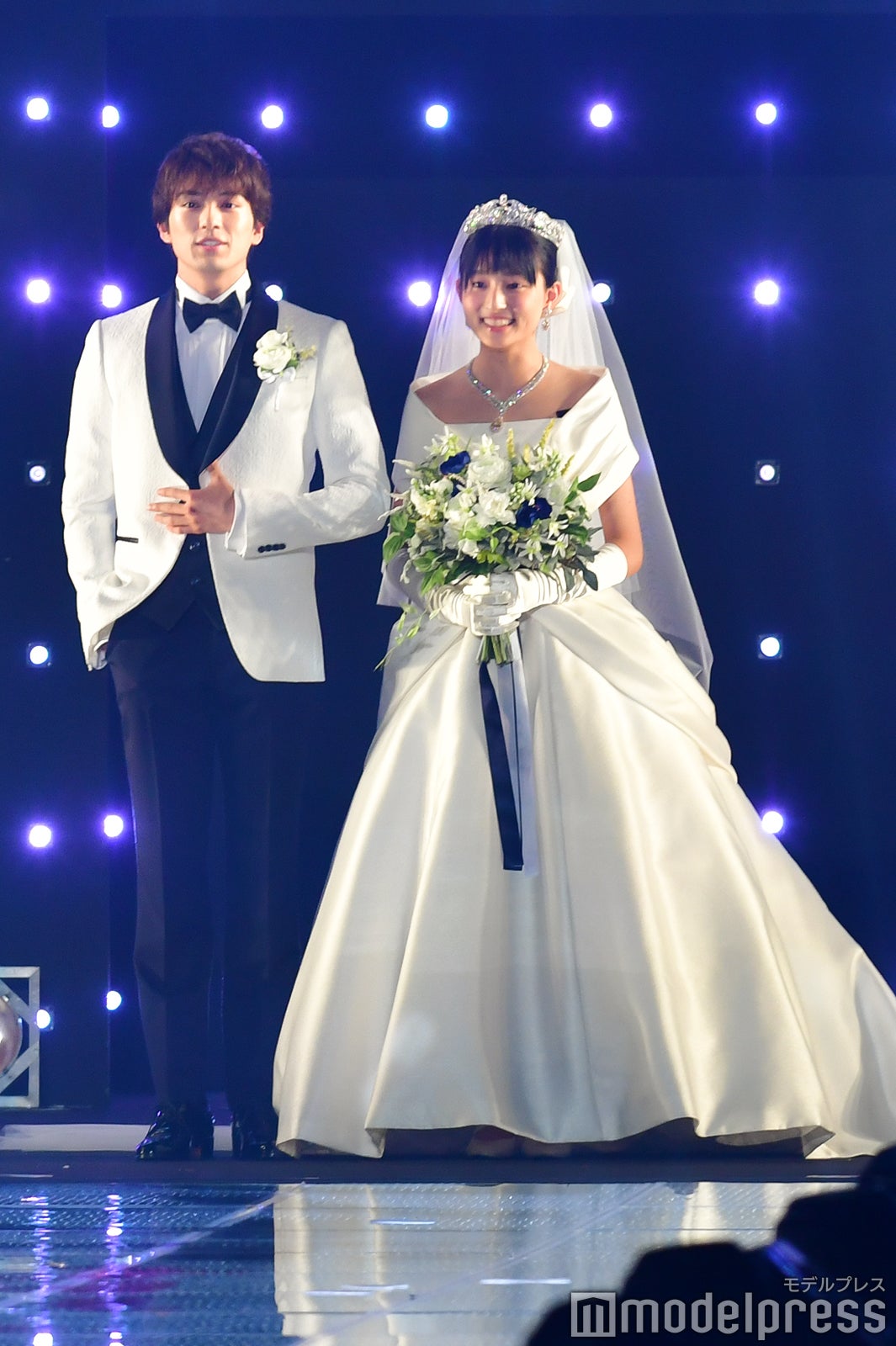 新田真剣佑、吉川愛（C）モデルプレス