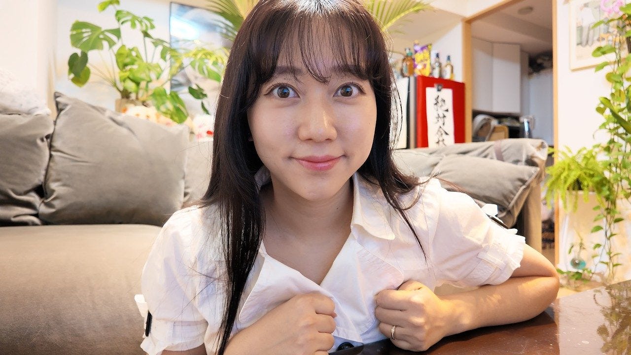 「ズバリ言います。アプリでした」英語系YouTuber華音が結婚報告　最初にマッチした人と歩む未来