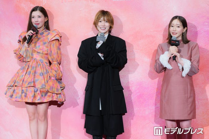 仲里依紗、松岡茉優、田中みな実(C)モデルプレス