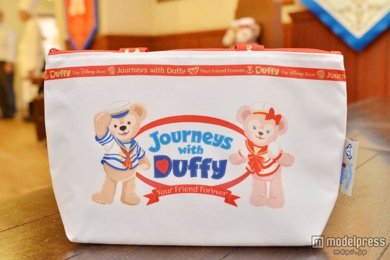 スーベニアランチケース表面