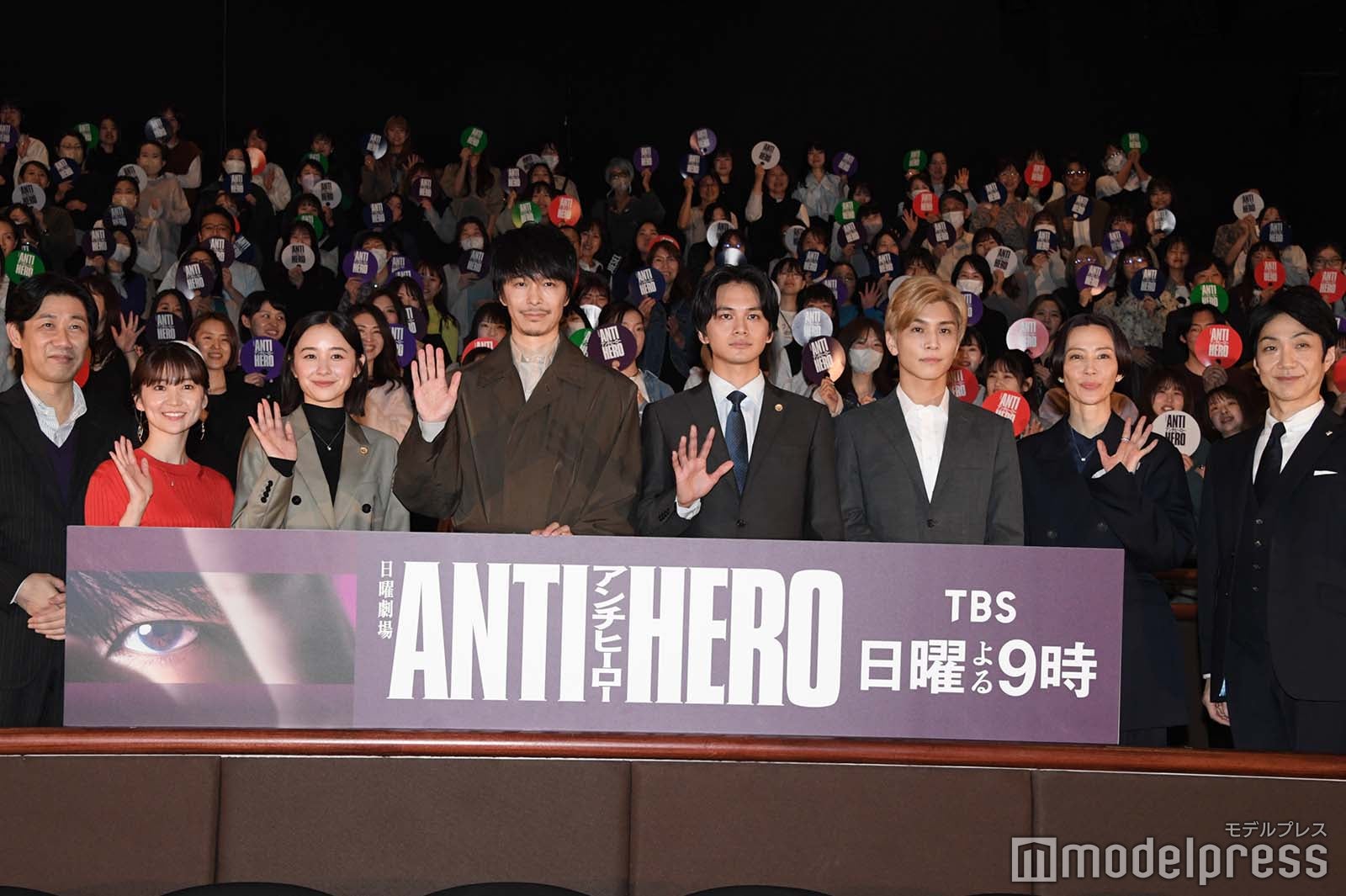（左から）林泰文、大島優子、堀田真由、長谷川博己、北村匠海、岩田剛典、木村佳乃、野村萬斎（C）モデルプレス