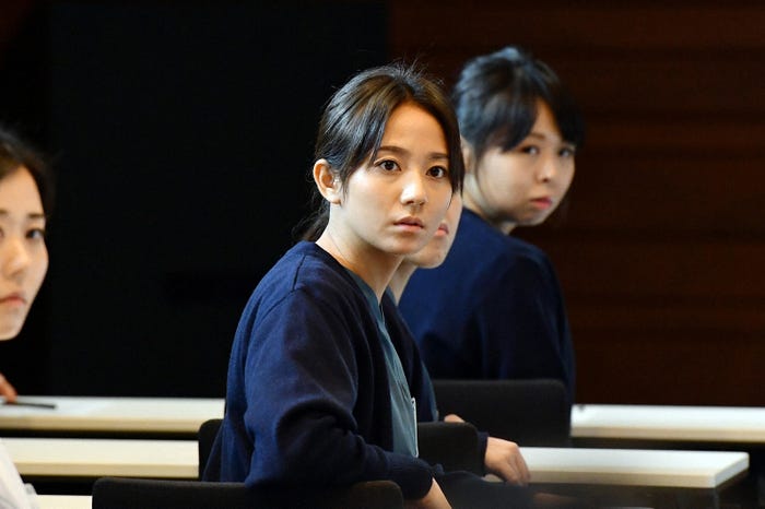 木村文乃「A LIFE~愛しき人~」第1話より(C)TBS