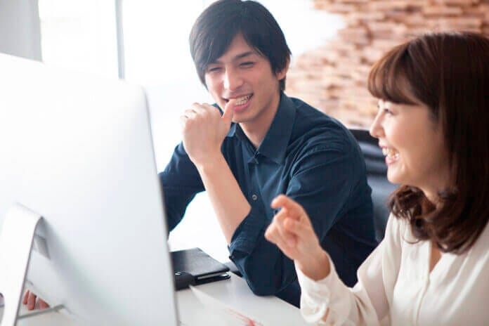 近くで暮らすと恋愛になりやすい「単純接触効果」