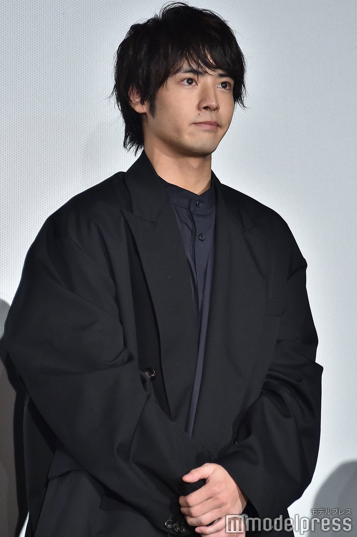 赤楚衛二 チェリまほ キス寸前シーンでのセリフに町田啓太 動揺した 天然エピソードも モデルプレス 赤楚衛二 チェリまほ キス寸前シーンでのセリフに町田啓太 動揺した 天然エピソードも モデルプレス
