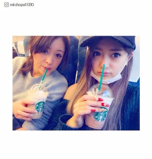 以前公開していた母親(左)との2ショット/みちょぱInstagramより