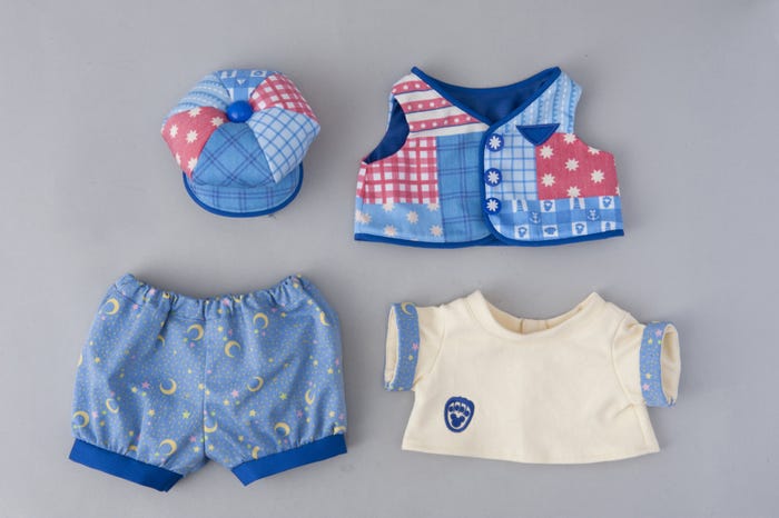 コスチュームセット4300円(C)Disney