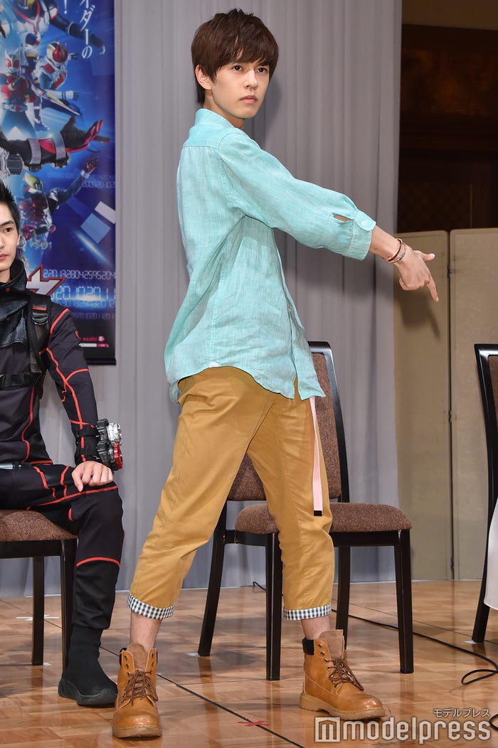 奥野壮/変身中 (C)モデルプレス