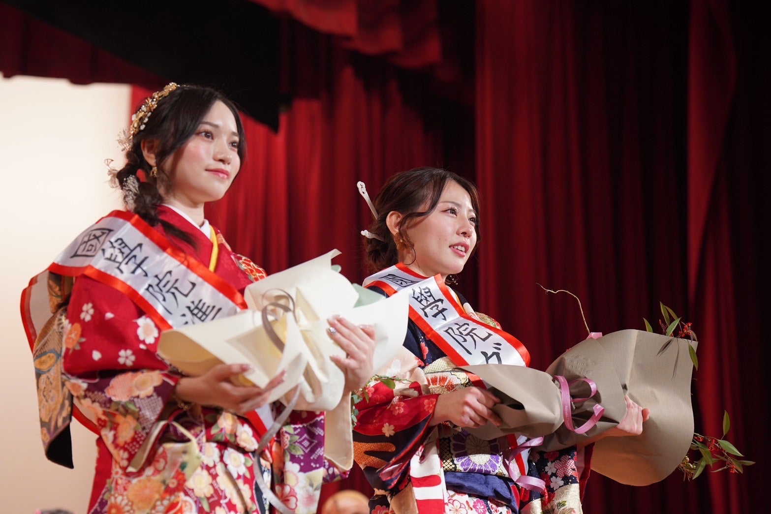 奥原妃奈子さん、小林綺羽さん「國學院コンテスト2024」より（提供写真）