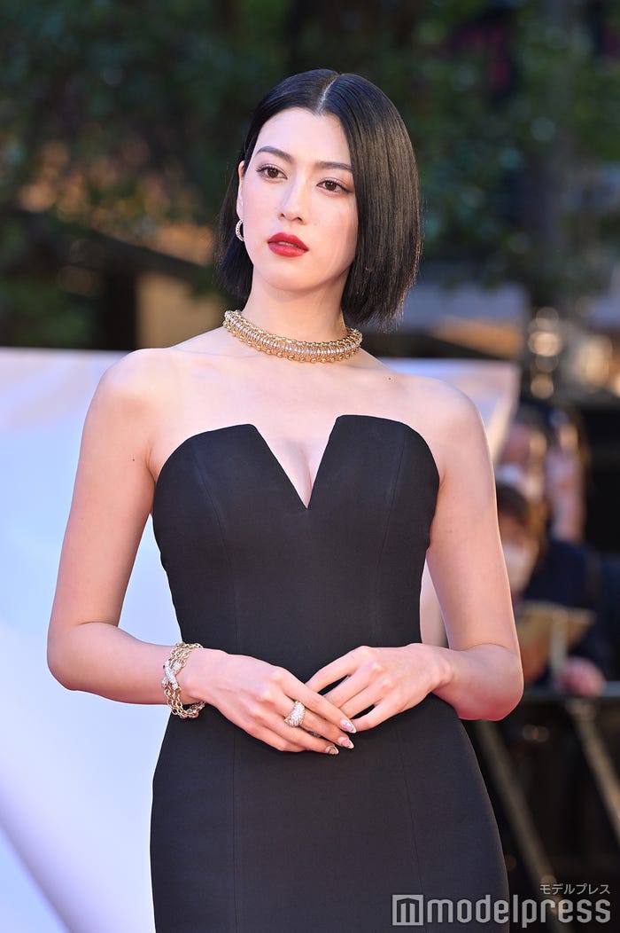 三吉彩花(C)モデルプレス
