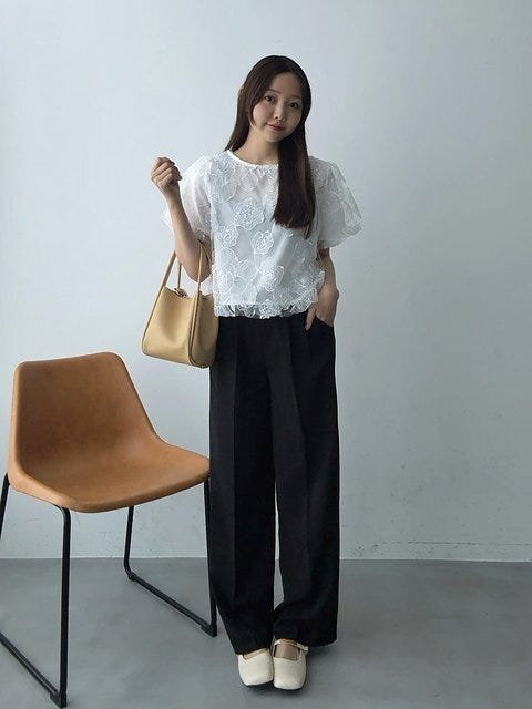 白ブラウスコーデ3