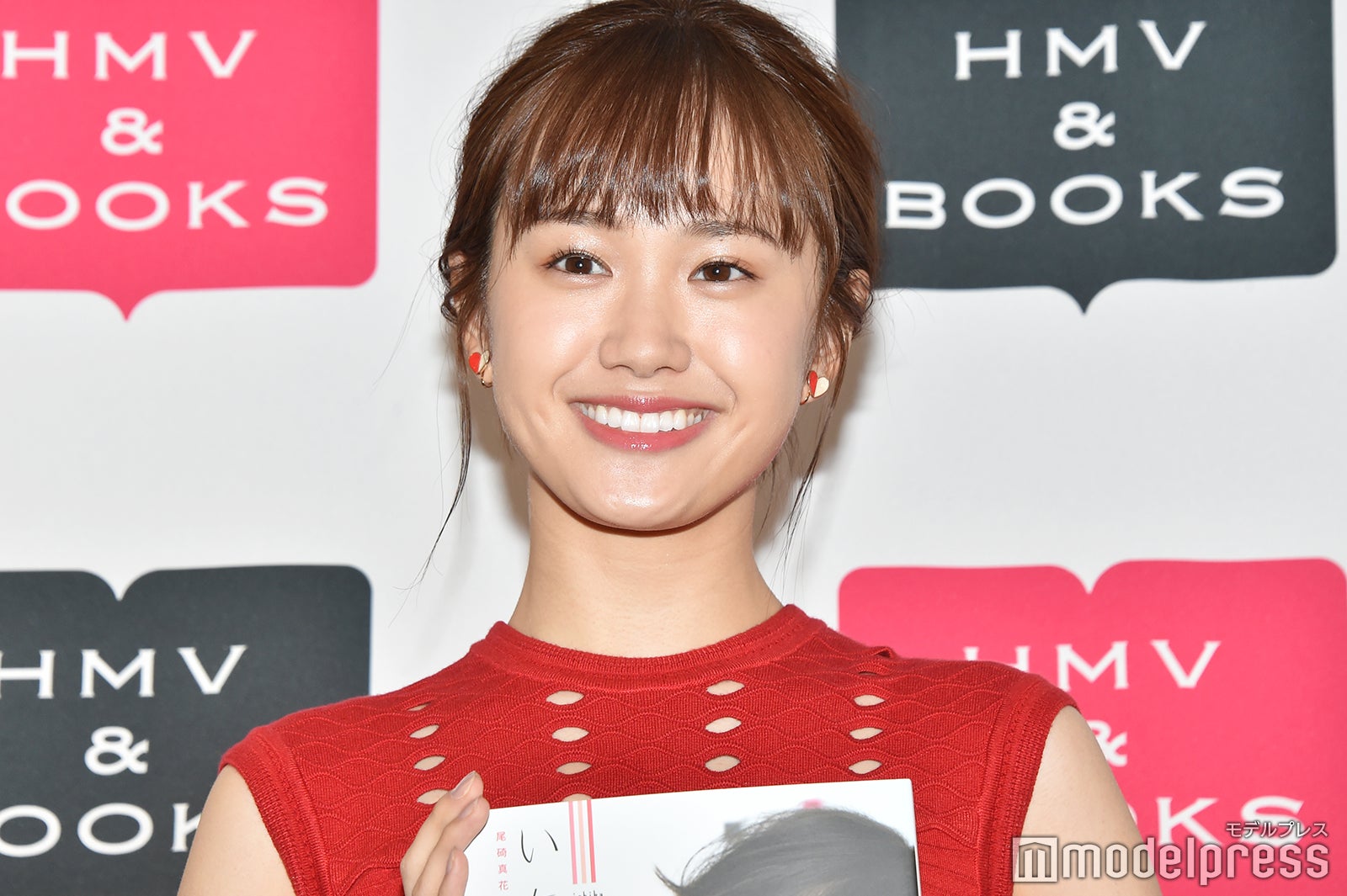 尾碕真花（C）モデルプレス