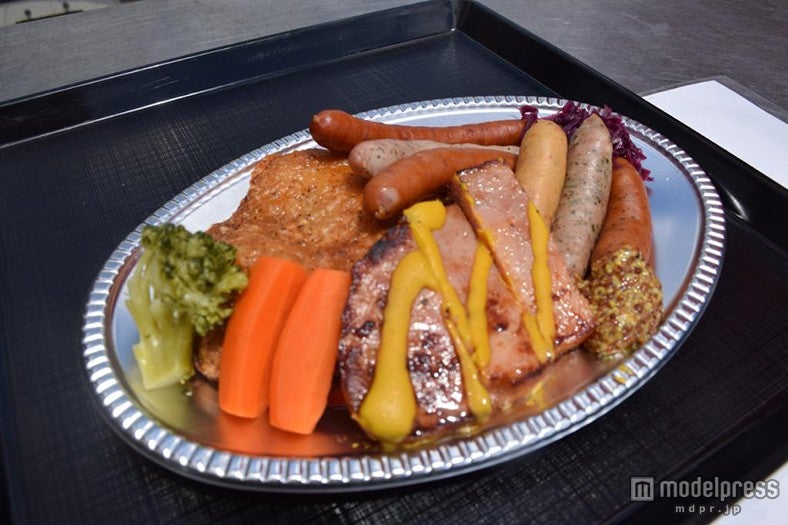 「トロピカルビアガーデン＆カフェ」／汐留スペシャルプレート