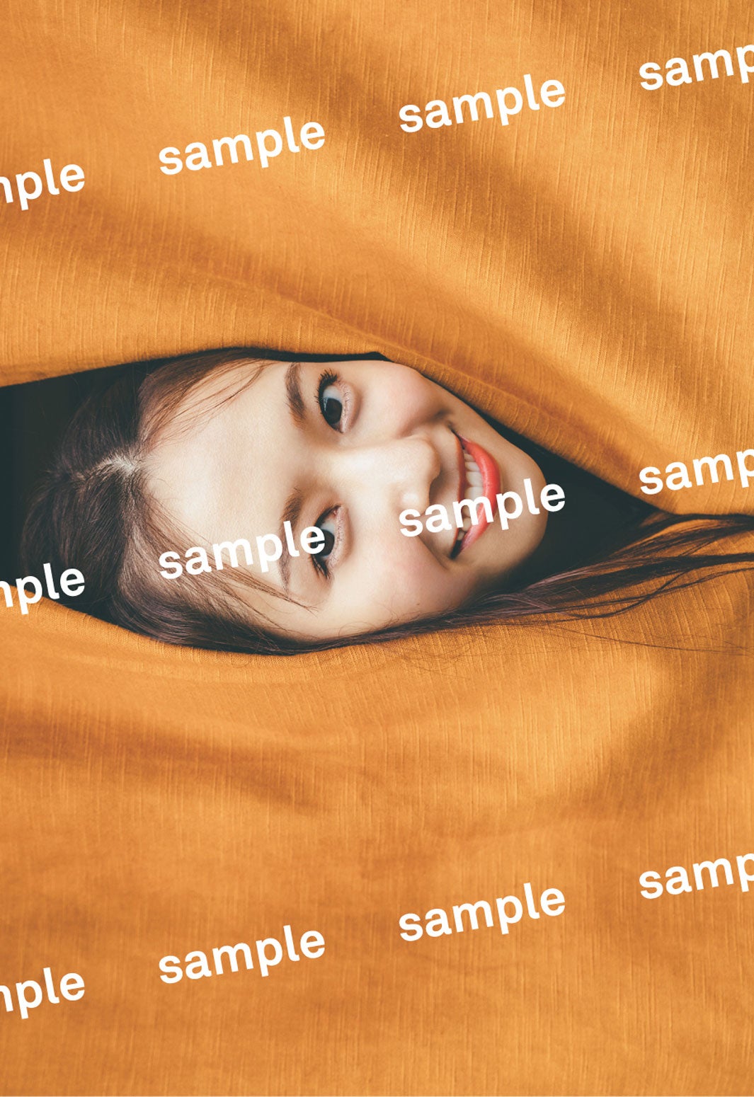 新内眞衣／コーチャンフォー＆星野書店版ポストカード （C）撮影：東京祐（画像提供：小学館）