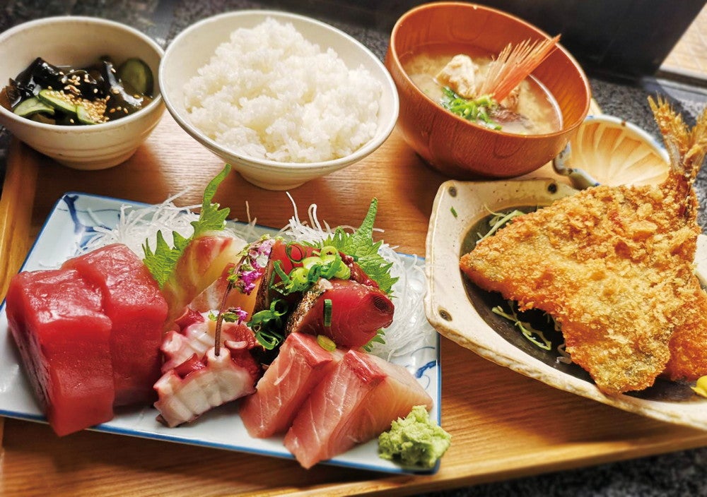 おさかな食堂定食3,058円／画像提供：夢タカラ