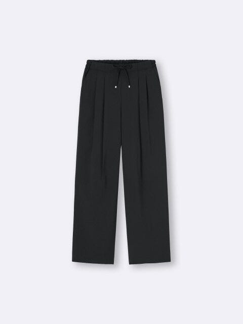 GU ドレープワイドパンツ GUのドレープワイドパンツ