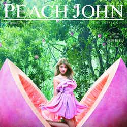 「PEACH JOHN」の100号目となるカタログ（画像提供：PEACH JOHN）
