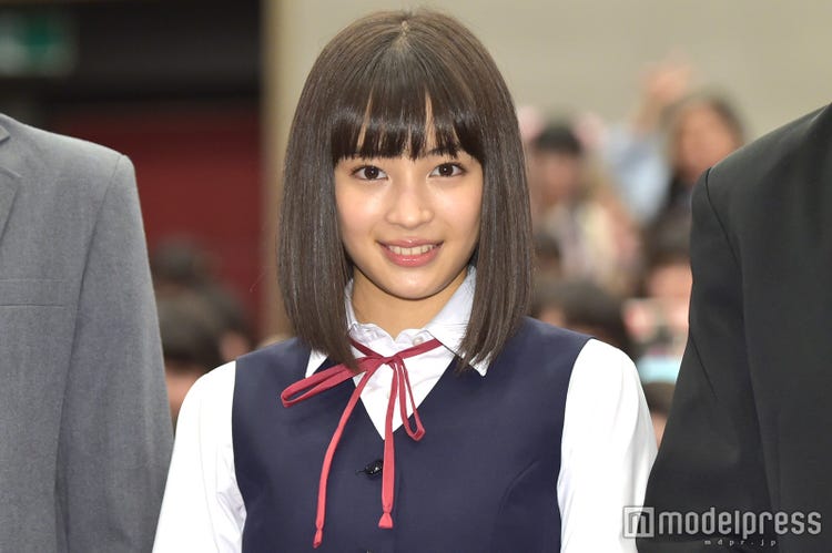 広瀬すず 高校卒業後初の制服姿に 可愛い の声止まらず 先生 モデルプレス 広瀬すず 高校卒業後初の制服姿に 可愛い の声止まらず 先生 モデルプレス